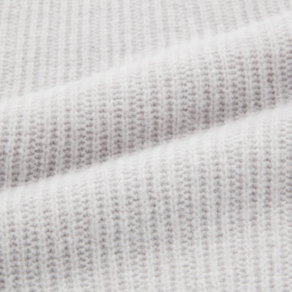 🌟Uniqlo soufflé yarn mock neck sweater - Picture 8 of 11